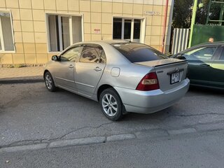 2000 Toyota Corolla IX (E120, E130), серебристый, 360000 рублей, вид 3