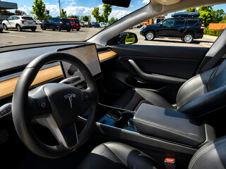 2019 Tesla Model 3 Long Range I, чёрный, 3100000 рублей, вид 4