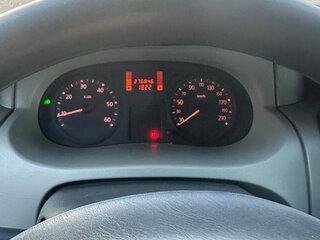 2008 Renault Trafic, белый, 1085000 рублей, вид 5