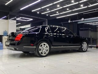 2005 Bentley Continental Flying Spur, чёрный, 1600000 рублей, вид 3
