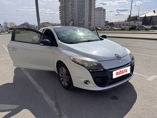 2012 Renault Megane III, белый, 850000 рублей, вид 1