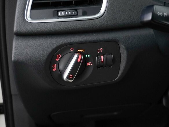 2013 Audi Q3 I (8U), белый, 1606444 рублей - вид 19