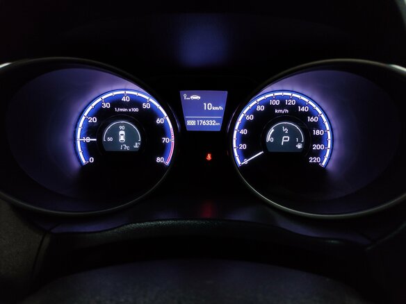 2011 Hyundai ix35 I, серебристый, 1248000 рублей - вид 10