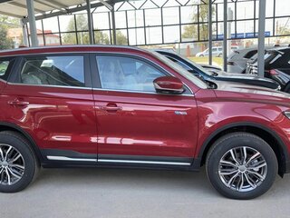 2024 Geely Atlas Pro, красный, 2450000 рублей, вид 3