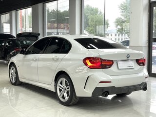 2023 BMW 1 серии 120i III (F52) Рестайлинг, белый, 1987630 рублей, вид 4