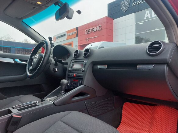 2008 Audi A3 II (8P) Рестайлинг 1, красный, 700000 рублей - вид 22