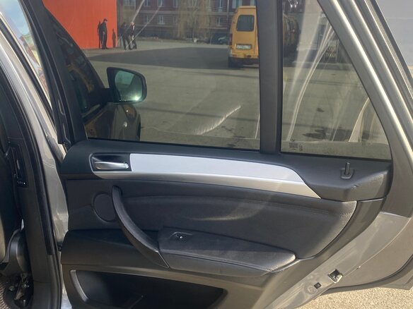 2007 BMW X5 48i II (E70), серый, 1380000 рублей - вид 24