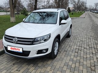 2011 Volkswagen Tiguan I Рестайлинг, белый, 990000 рублей, вид 1