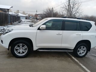 2010 Toyota Land Cruiser Prado 150 Series, белый, 2530000 рублей, вид 5