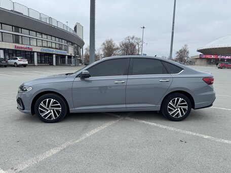2023 Volkswagen Lavida III Рестайлинг, серый, 1540000 рублей, вид 5