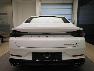 2026 Geely Preface I, белый, 3434990 рублей, вид 5