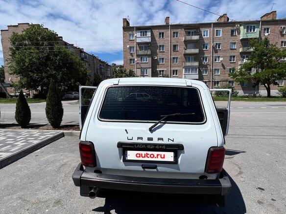 2013 Lada (ВАЗ) 2121 (4x4) I Рестайлинг, белый, 450000 рублей - вид 4