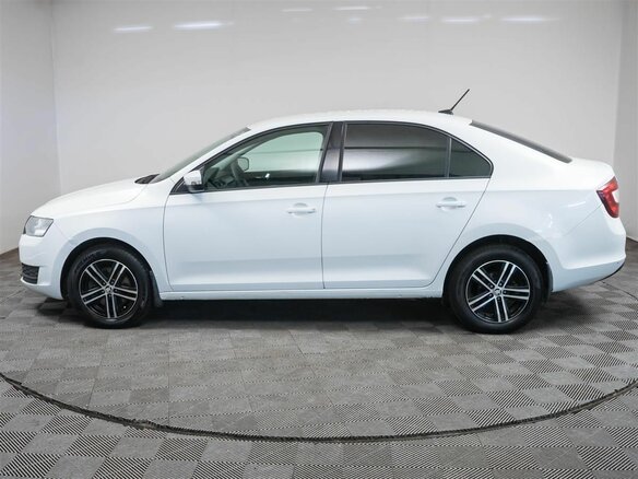 2018 Skoda Rapid I Рестайлинг, белый, 599000 рублей - вид 7