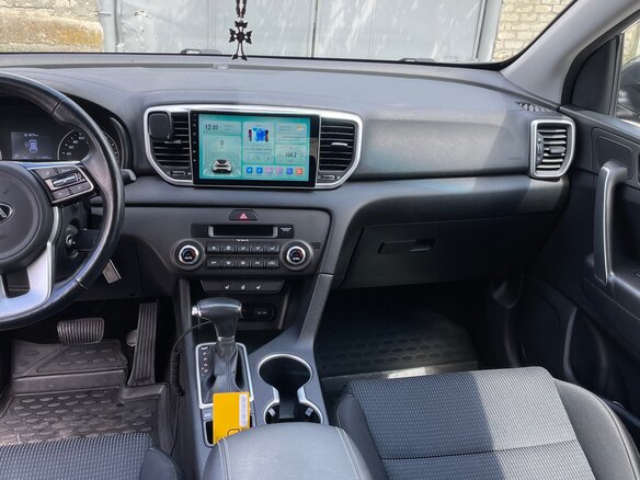 2021 Kia Sportage IV Рестайлинг, серый, 1750000 рублей - вид 10