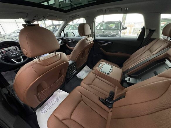 2025 Audi Q7 45 TFSI II (4M) Рестайлинг 2, чёрный, 9500000 рублей - вид 8