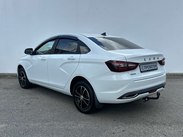 2024 Lada (ВАЗ) Vesta I Рестайлинг (NG), белый - вид 6