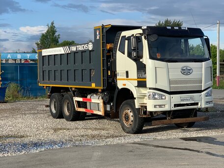 2022 FAW J6 CA3250, белый, 4500000 рублей, вид 1