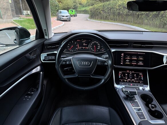 2018 Audi A6 55 TFSI V (C8), чёрный, 3050000 рублей - вид 11
