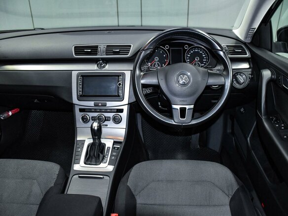 2013 Volkswagen Passat B7, чёрный, 1299000 рублей - вид 14