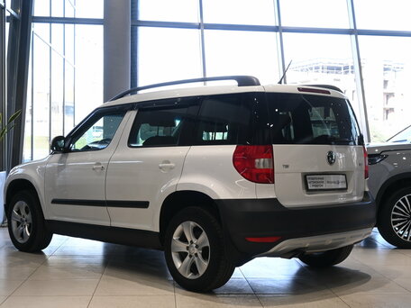 2013 Skoda Yeti I, белый, 729000 рублей, вид 4