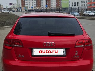2011 Audi A3 II (8P) Рестайлинг 2, красный, 750000 рублей, вид 4
