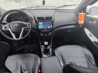 2012 Hyundai Solaris I, красный, 610000 рублей, вид 5