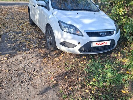 2008 Ford Focus II Рестайлинг, белый, 220000 рублей, вид 1