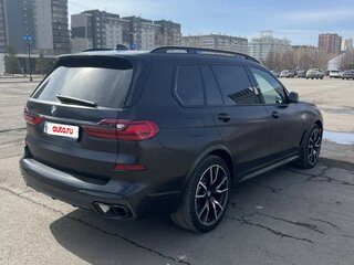 2021 BMW X7 40d I (G07), чёрный, 7490000 рублей, вид 5