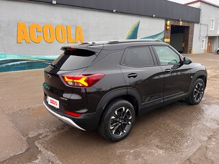 2022 Chevrolet TrailBlazer III, чёрный, 2300000 рублей, вид 4