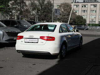 2012 Audi A4 IV (B8) Рестайлинг, белый, 1400000 рублей, вид 4