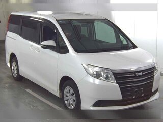 2015 Toyota Noah III (R80), белый, 1780000 рублей, вид 1