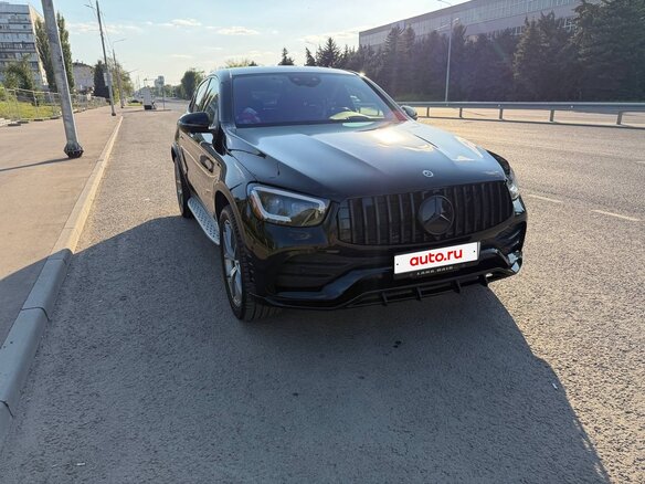 2020 Mercedes-Benz GLC Coupe 300 I (C253) Рестайлинг, чёрный, 6200000 рублей - вид 4