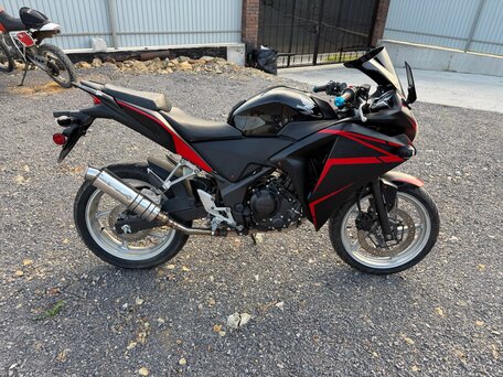 2011 Honda CBR 250R, чёрный, 300000 рублей, вид 5