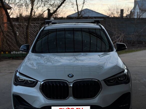 2020 BMW X1 18d xDrive II (F48) Рестайлинг, белый, 2550000 рублей - вид 21