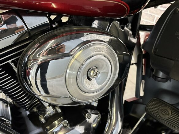 2011 Harley-Davidson Electra Glide, красный, 1095000 рублей - вид 16