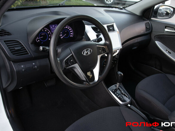 2013 Hyundai Solaris I, белый, 878000 рублей - вид 11
