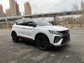 2023 Geely Binyue I Рестайлинг, белый, 1278800 рублей - вид 2