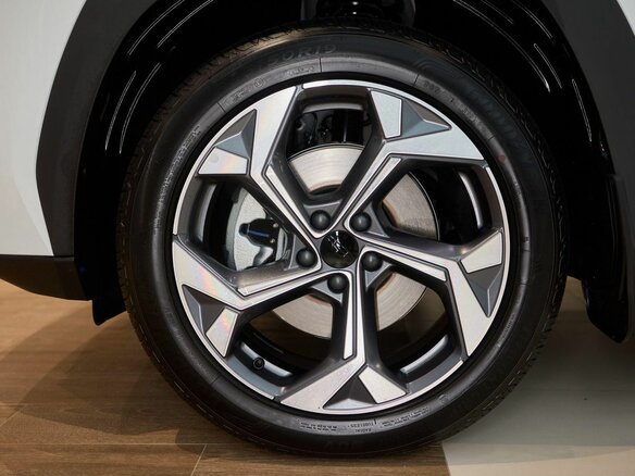 2026 Geely Atlas II, белый - вид 22