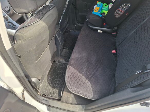2010 Toyota Auris I Рестайлинг, белый - вид 13