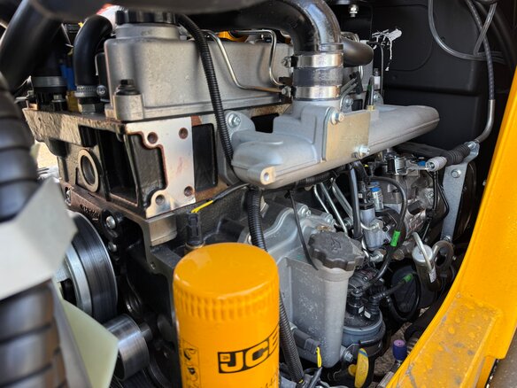 2026 JCB 3CX, жёлтый, 15990000 рублей - вид 13