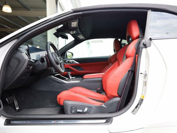 2024 BMW M4 Competition Package G82/G83, белый - вид 13