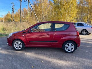 2008 Chevrolet Aveo I Рестайлинг, красный, 330000 рублей, вид 4