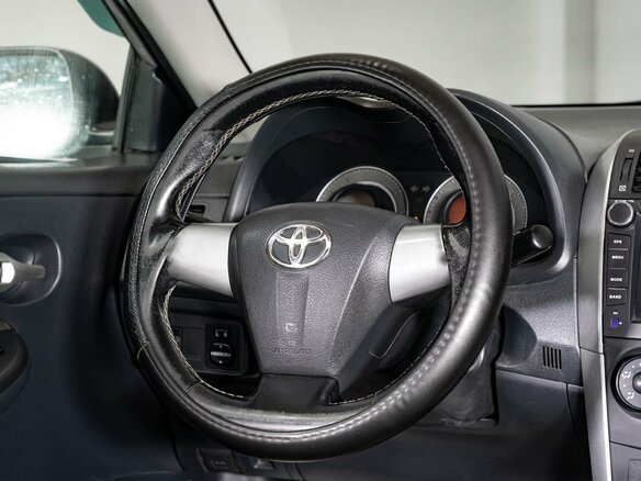 2010 Toyota Corolla X (E140, E150), серебристый - вид 8