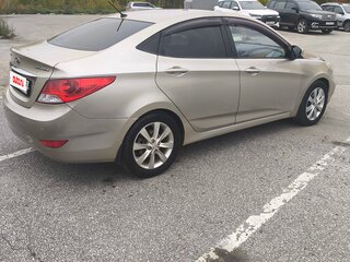 2011 Hyundai Solaris I, бежевый, 590000 рублей, вид 5