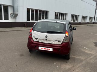 2010 Renault Sandero I, белый, 160000 рублей, вид 4