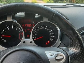 2015 Nissan Juke I Рестайлинг, белый, 1150000 рублей, вид 4