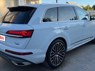 2020 Audi Q7 45 TDI II (4M) Рестайлинг, белый, 8190000 рублей, вид 5