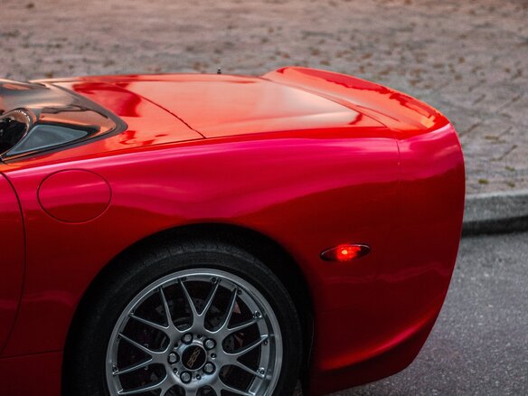 2001 Chevrolet Corvette C5, красный, 5000000 рублей - вид 4
