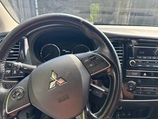 2018 Mitsubishi Outlander III Рестайлинг 3, синий, 1950000 рублей, вид 4