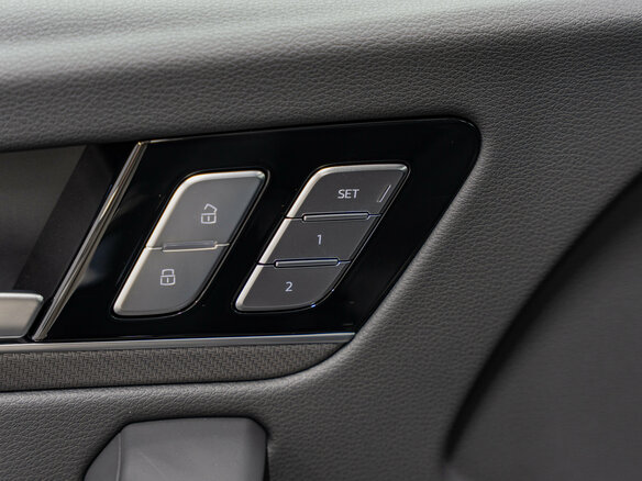 2025 Audi Q5 L 45 TFSI II (FY) Рестайлинг, чёрный, 5890000 рублей - вид 26